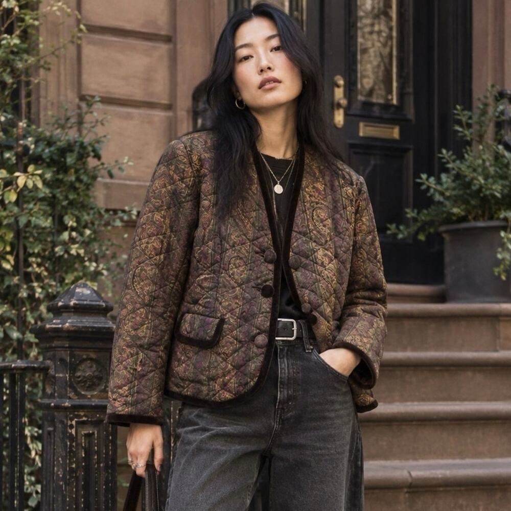 Vintage 80s Paisley Quilted Jacket Velvet Trim Dark Academia M